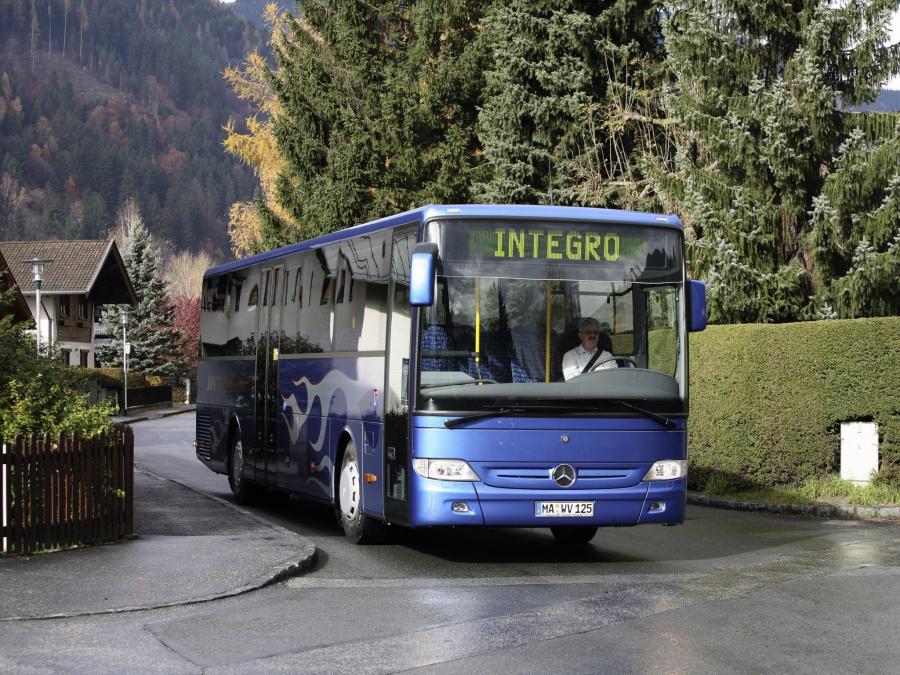  Mercedes-Benz Integro O550 2004 года  (фото 4 из 20)